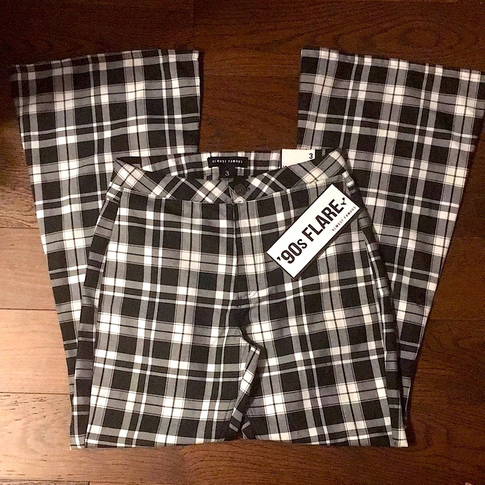 Almost Famous Plaid Flare Pants Black & White High Rise Pants Size 3 New NWT
